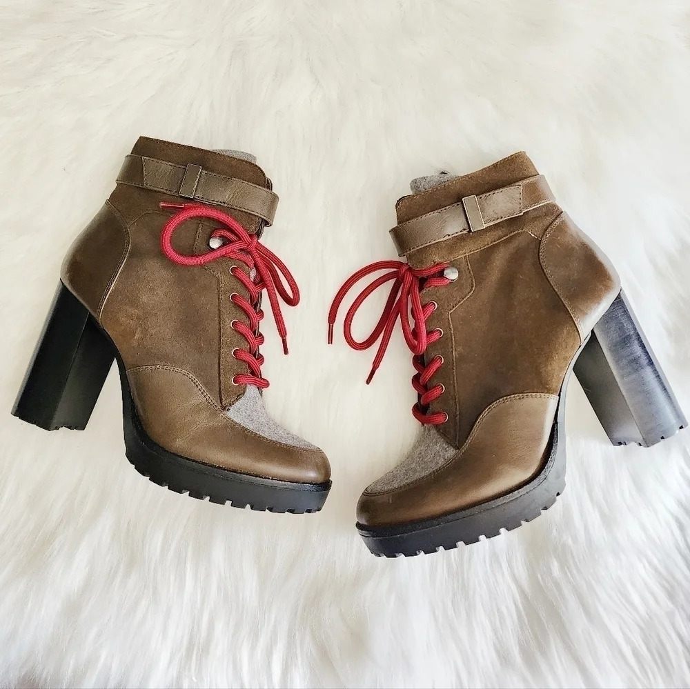 *NWOB* Antonio Melani Parton Brown/Grey Lace Up Booties